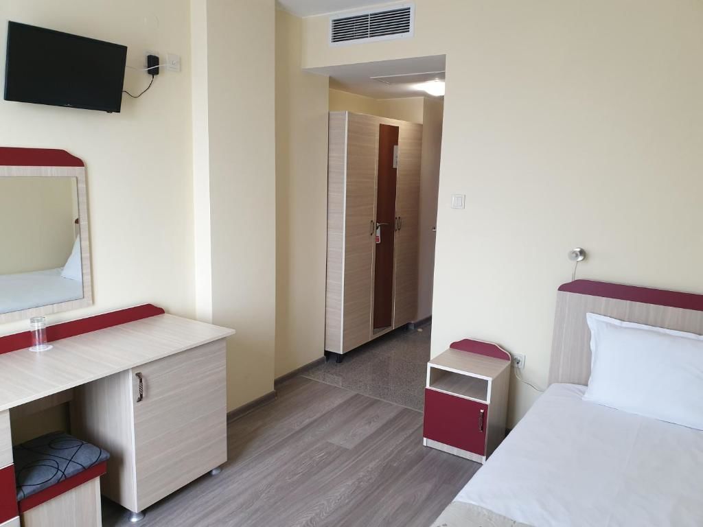 Отель Hotel Puldin COOP Пловдив-27